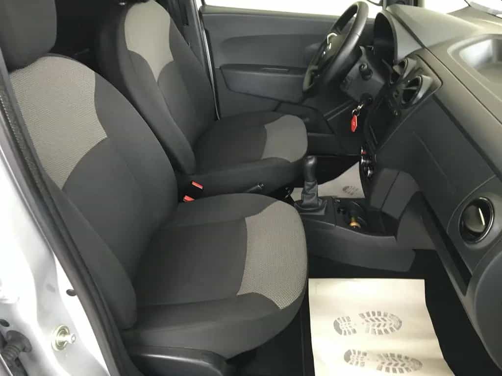 Dacia Lodgy 1.6 LPG Essential/Klima/Navi/7.Sitzer/PDC 08/2019-photo-18