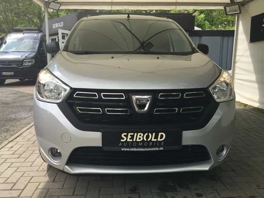 Dacia Lodgy 1.6 LPG Essential/Klima/Navi/7.Sitzer/PDC 08/2019-photo-2