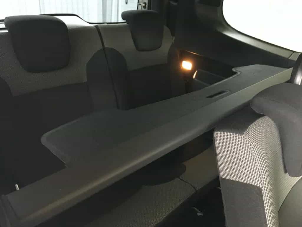 Dacia Lodgy 1.6 LPG Essential/Klima/Navi/7.Sitzer/PDC 08/2019-photo-20