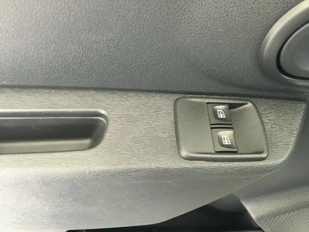 Dacia Lodgy 1.6 LPG Essential/Klima/Navi/7.Sitzer/PDC 08/2019-photo-21