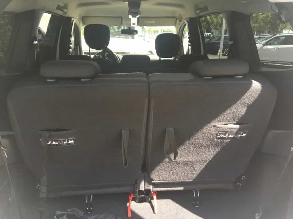 Dacia Lodgy 1.6 LPG Essential/Klima/Navi/7.Sitzer/PDC 08/2019-photo-8