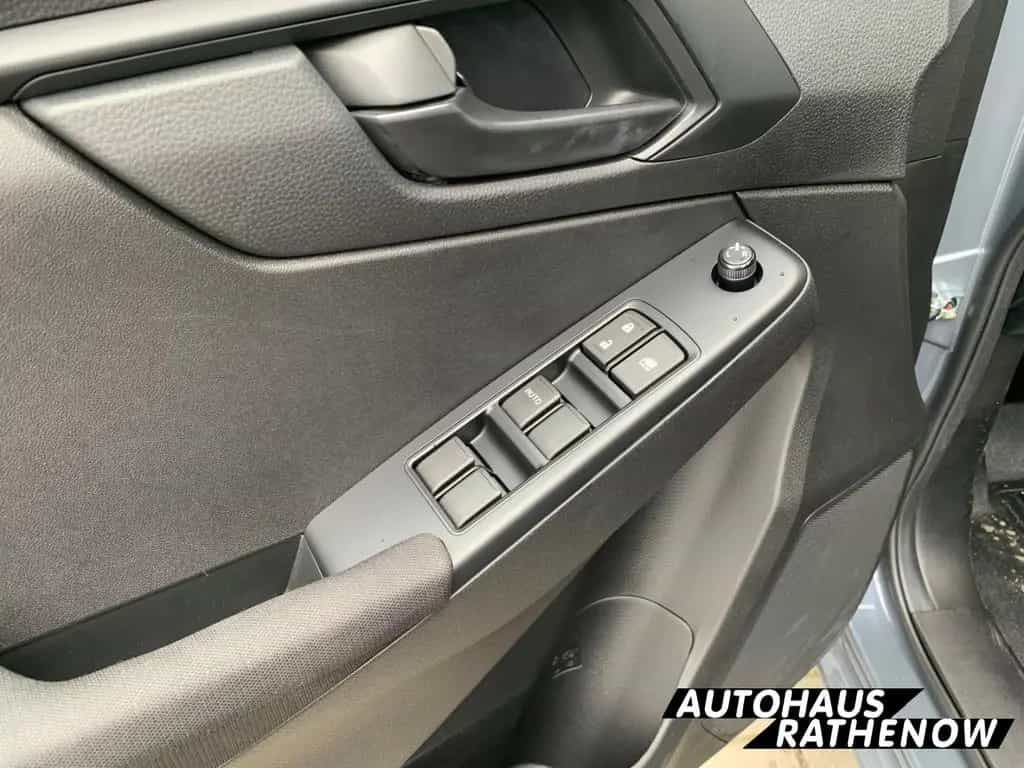 Isuzu D-Max Double Cab 4WD L Allrad EU6e Totwinkelassi null-photo-19