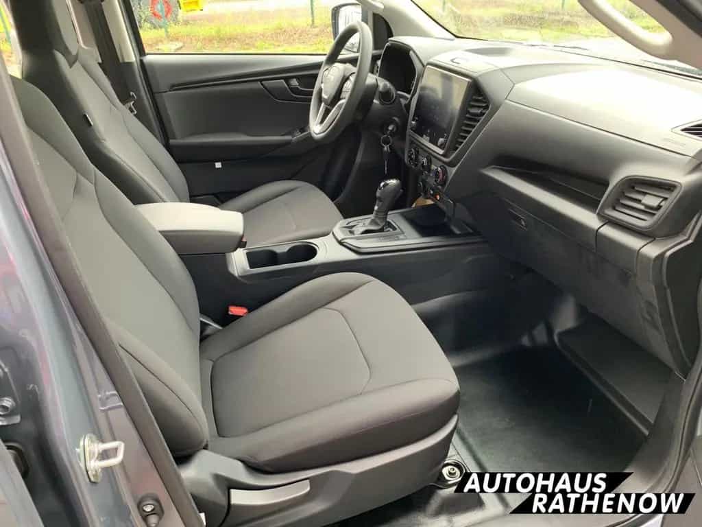 Isuzu D-Max Double Cab 4WD L Allrad EU6e Totwinkelassi null-photo-9