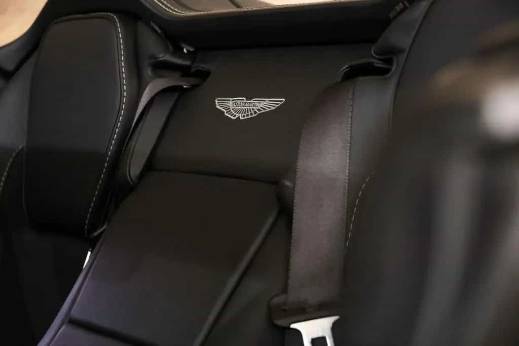 Aston Martin Vanquish Volante 6.0 V12 2+2|CarbonBlack|Ceramic 05/2015-photo-13