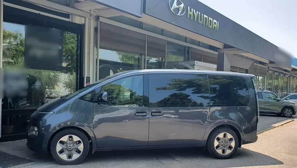 Other Other Hyundai Staria 2.2 MT 2WD 9 posti Wagon 11/2023-photo-2