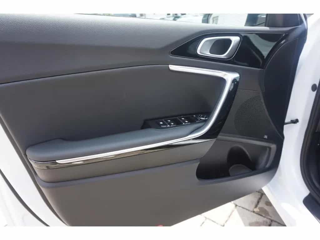 Kia Ceed_sw 1.5T 140 Ultimate Edition DCT7 AHK Navi 01/2026-photo-10