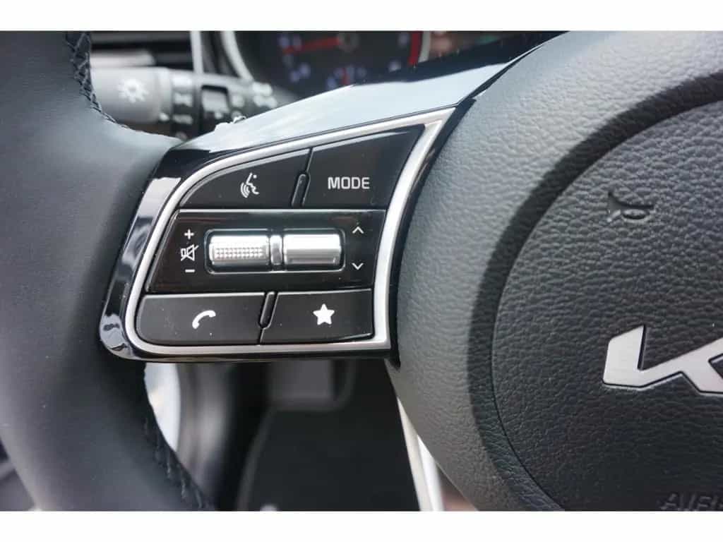 Kia Ceed_sw 1.5T 140 Ultimate Edition DCT7 AHK Navi 01/2026-photo-13