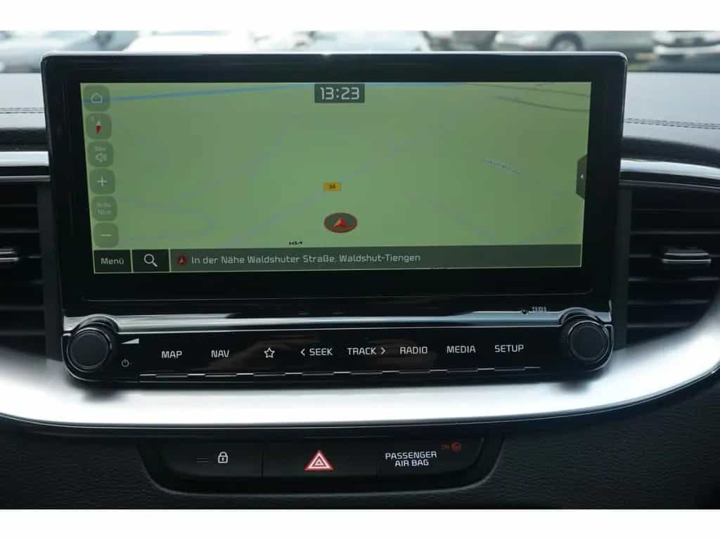 Kia Ceed_sw 1.5T 140 Ultimate Edition DCT7 AHK Navi 01/2026-photo-17