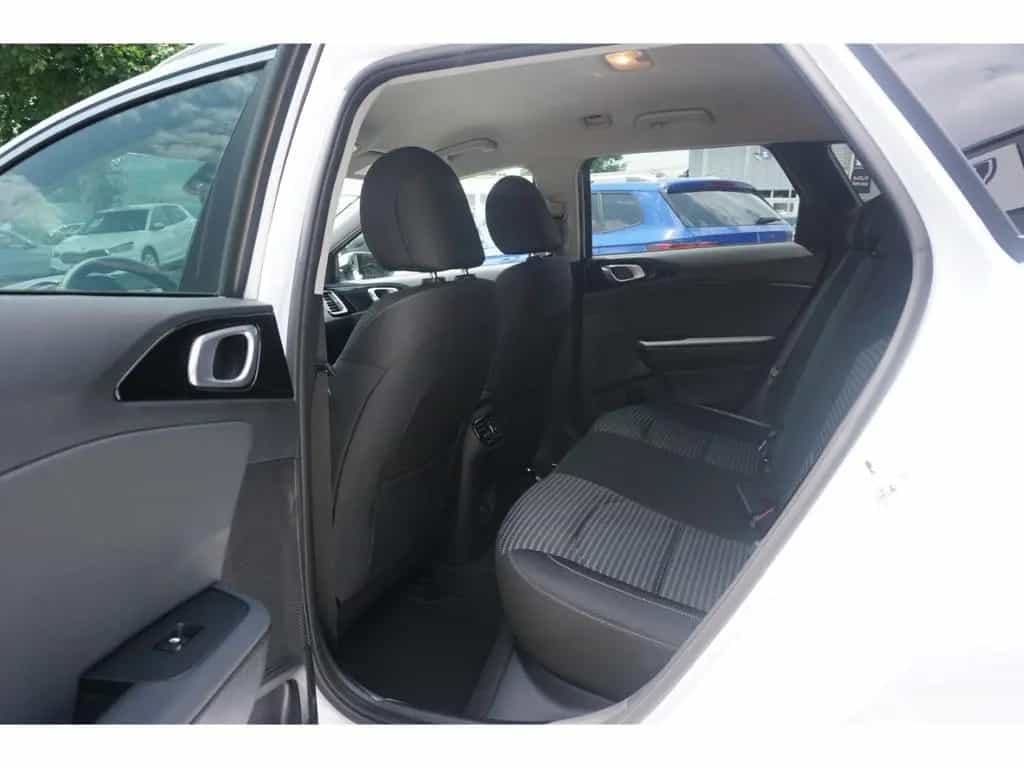 Kia Ceed_sw 1.5T 140 Ultimate Edition DCT7 AHK Navi 01/2026-photo-23