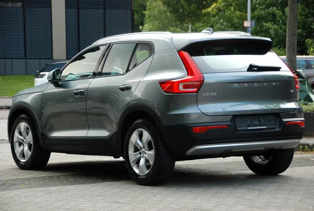 Volvo XC40 Momentum 2WD| LED| AUTOMATIK| CARPLAY| NAVI 05/2019-photo-6