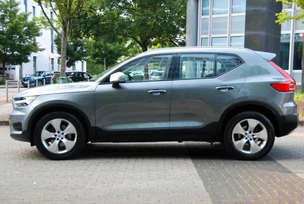Volvo XC40 Momentum 2WD| LED| AUTOMATIK| CARPLAY| NAVI 05/2019-photo-7