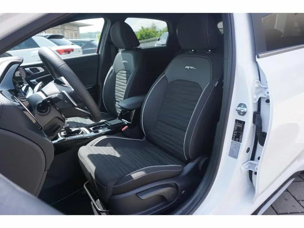 Kia Ceed 1.5T 140 GT Line DCT7 Navi Indukt. Virt. Co 12/2025-photo-14