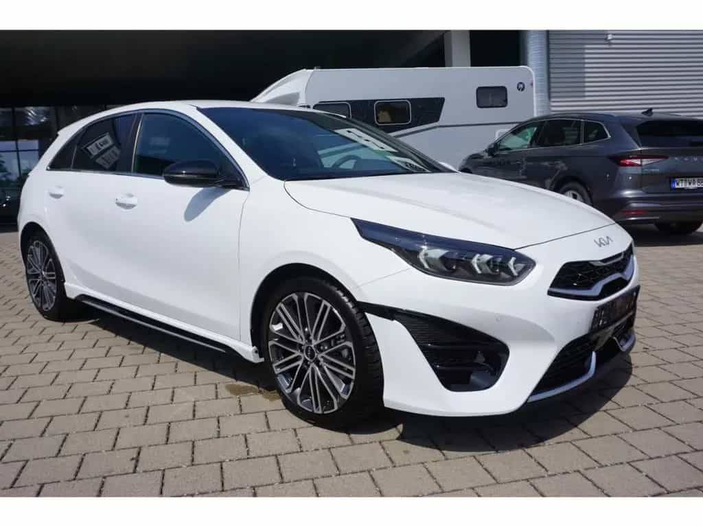 Kia Ceed 1.5T 140 GT Line DCT7 Navi Indukt. Virt. Co 12/2025-photo-5