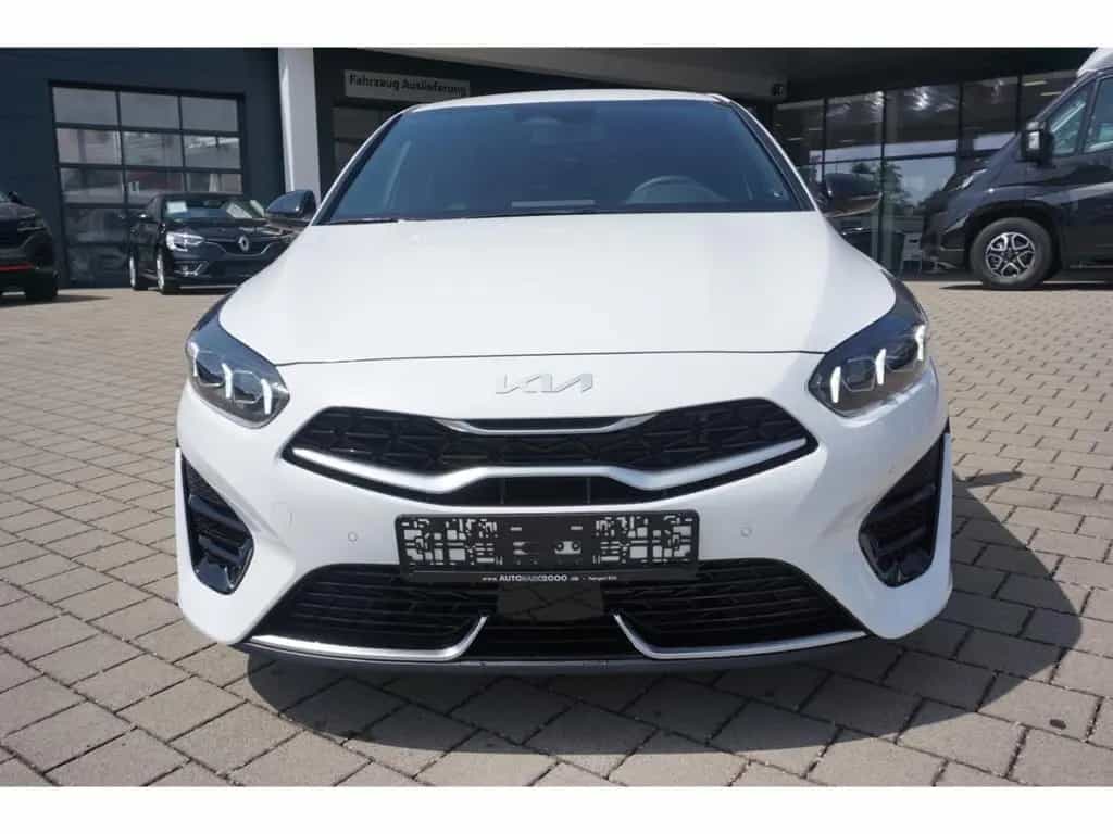 Kia Ceed 1.5T 140 GT Line DCT7 Navi Indukt. Virt. Co 12/2025-photo-6