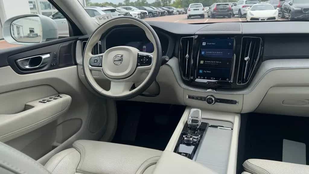 Volvo XC60 B5 D Ultimate Bright AWD*AHK*STHZG*Massage* 12/2022-photo-25
