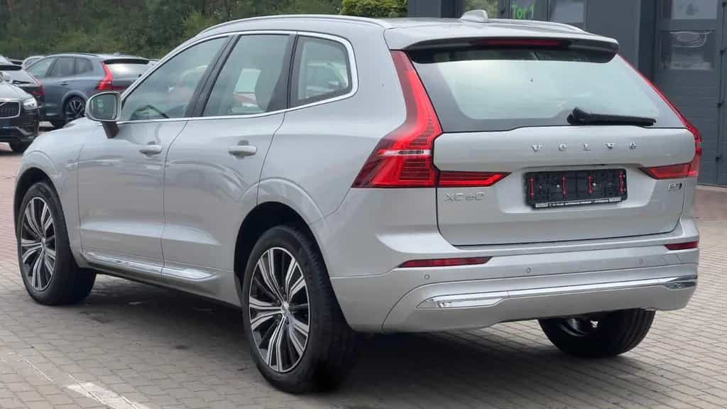 Volvo XC60 B5 D Ultimate Bright AWD*AHK*STHZG*Massage* 12/2022-photo-3