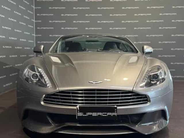Aston Martin Vanquish ASTON MARTIN V12 Vanquish Vanquish Carbon Coupé 04/2016-photo-1