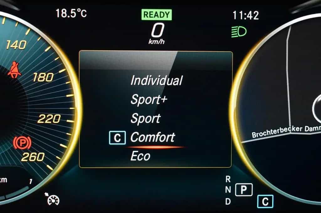 Mercedes-Benz C-Class 200 T AMG-LINE *M-BEAM *KAMERA *VIRTUAL *CARPL 05/2019-photo-19