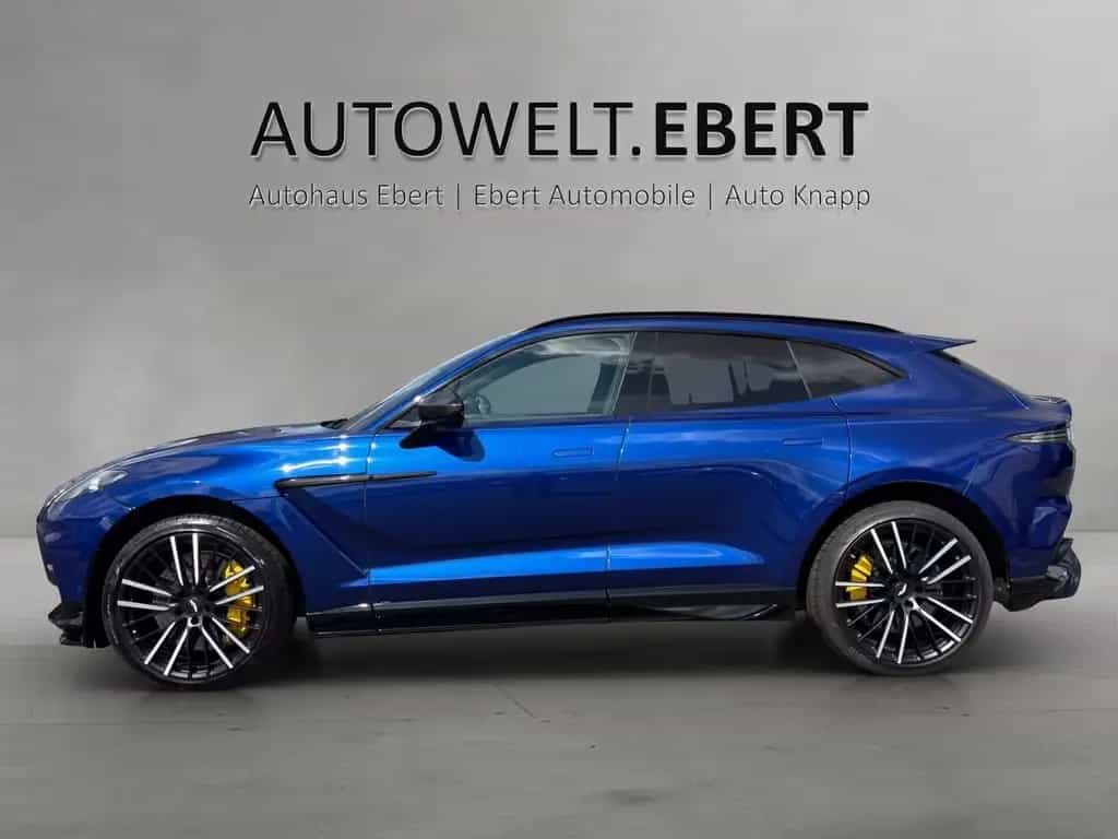 Aston Martin DBX 707 1.Hd.Aston AHK (TowBar) darkknight-havana 10/2023-photo-1