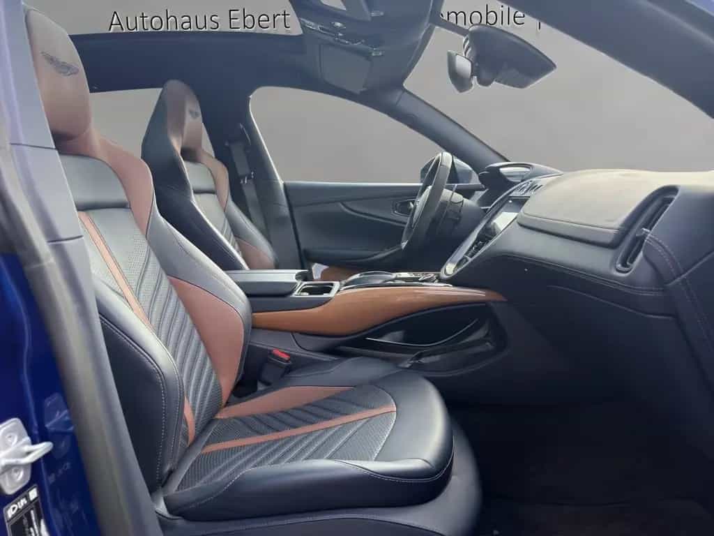 Aston Martin DBX 707 1.Hd.Aston AHK (TowBar) darkknight-havana 10/2023-photo-7