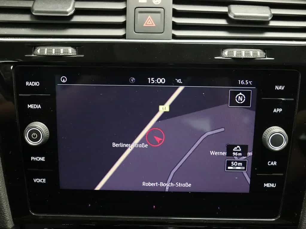 Volkswagen Golf VII 1.5 TSI Highline R-LINE Navi LED 17Zoll 01/2019-photo-11