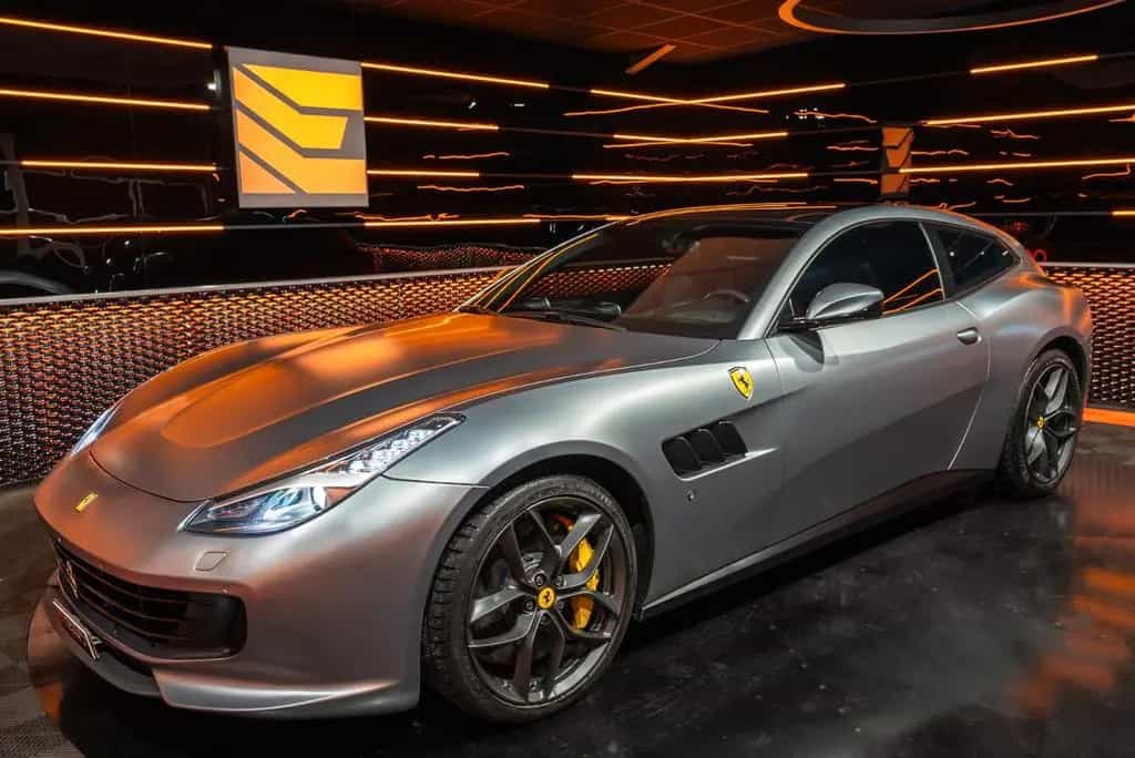 Ferrari GTC4Lusso T V8*Lift*Carbon LED*Sunroof*JBL 08/2017-photo-0