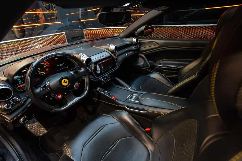 Ferrari GTC4Lusso T V8*Lift*Carbon LED*Sunroof*JBL 08/2017-photo-25