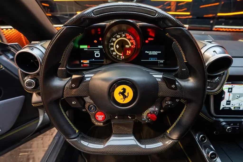 Ferrari GTC4Lusso T V8*Lift*Carbon LED*Sunroof*JBL 08/2017-photo-28