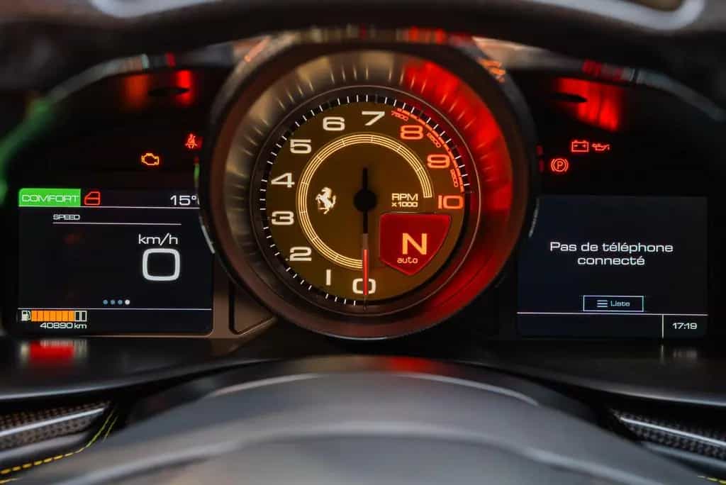 Ferrari GTC4Lusso T V8*Lift*Carbon LED*Sunroof*JBL 08/2017-photo-33