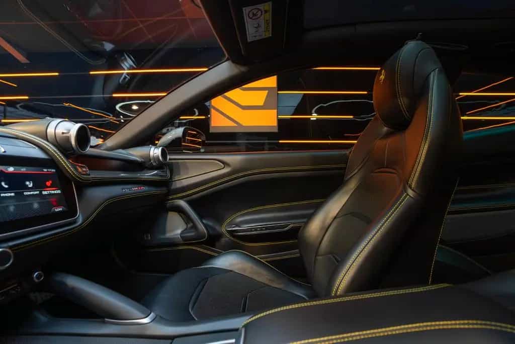Ferrari GTC4Lusso T V8*Lift*Carbon LED*Sunroof*JBL 08/2017-photo-45