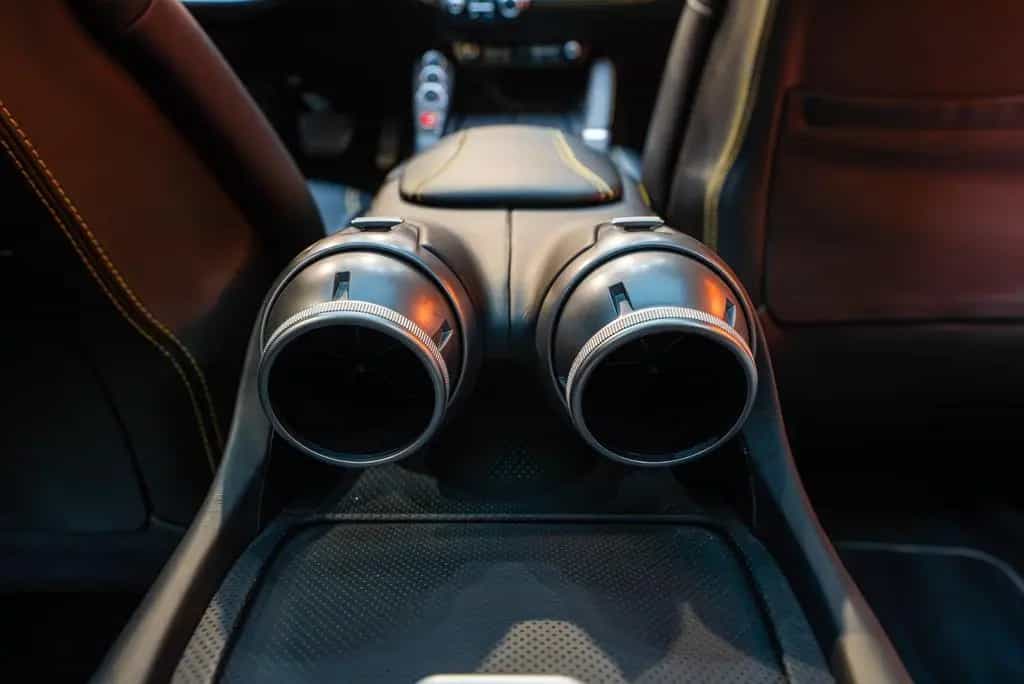 Ferrari GTC4Lusso T V8*Lift*Carbon LED*Sunroof*JBL 08/2017-photo-49