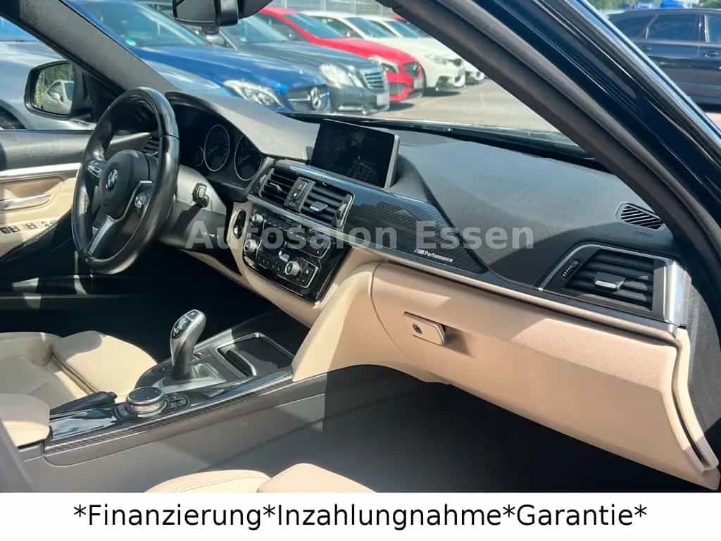 BMW 3 Series 330i *M Performance*Kamera*LED*20 Z*Hifi* 09/2017-photo-20