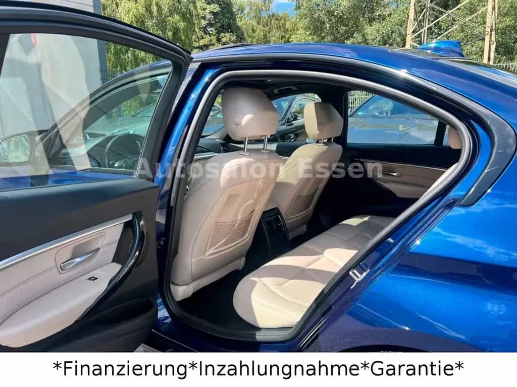 BMW 3 Series 330i *M Performance*Kamera*LED*20 Z*Hifi* 09/2017-photo-27