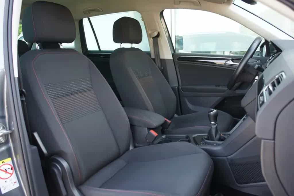Volkswagen Tiguan 1.4 TSI ACT Comfortline *R-LINE*LED*NAVI* 06/2018-photo-23