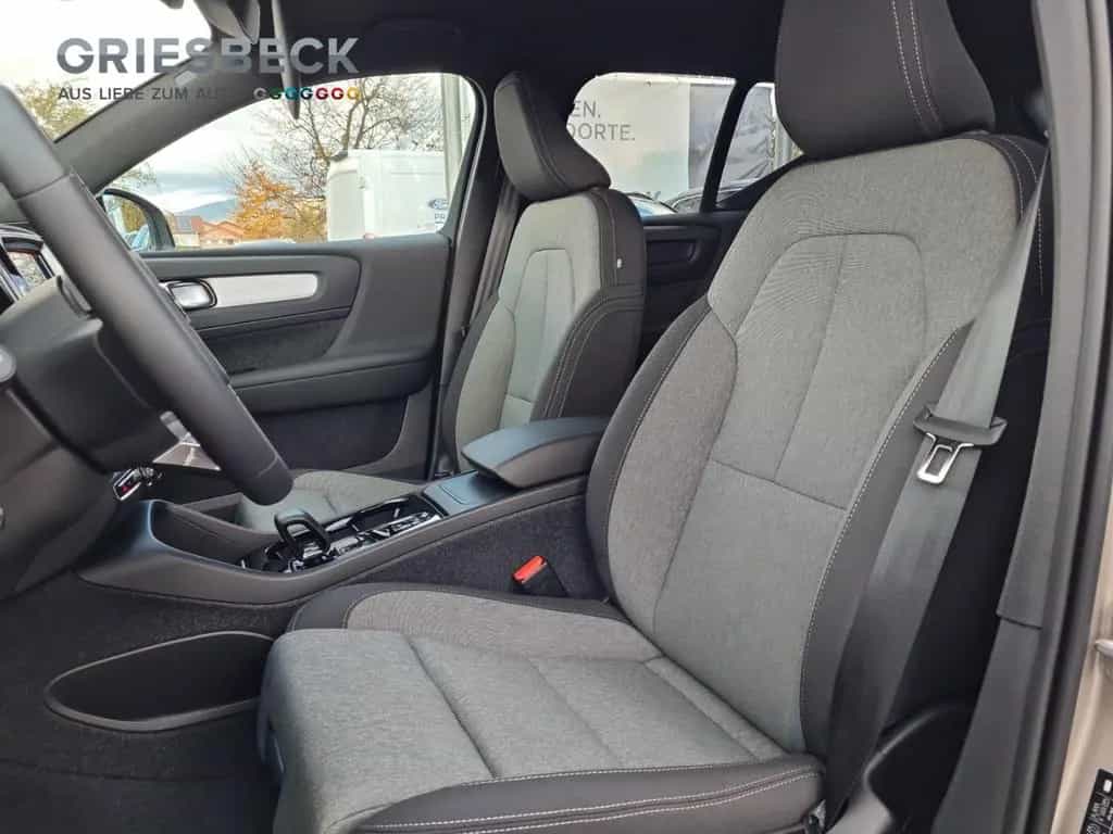 Volvo XC40 Plus Dark FLA SpurH el.Heck KeyLess LMF 04/2024-photo-10