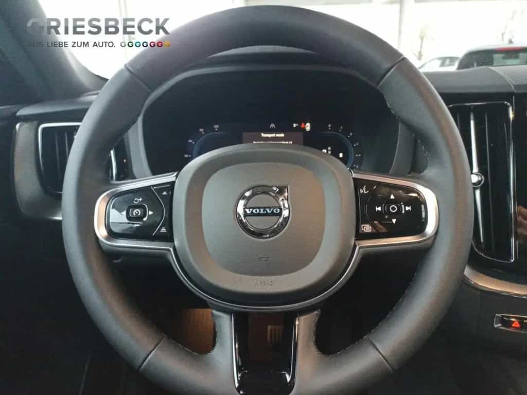 Volvo XC60 Plus Dark 360°*LED*MMY*4xSHZ* 11/2024-photo-10