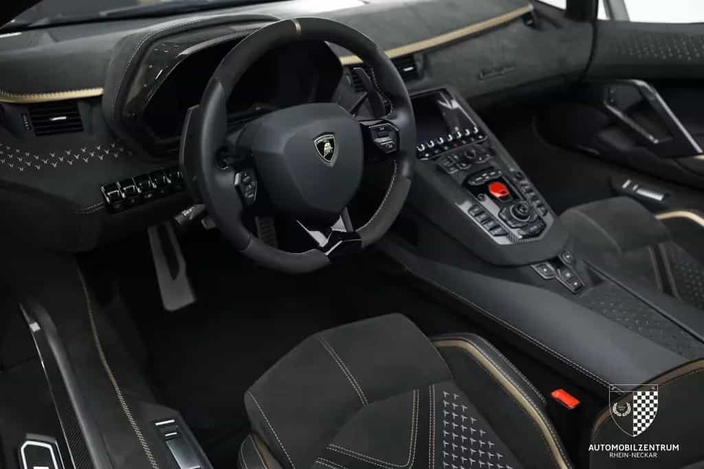Lamborghini Aventador Ultimae Roadster 1 of 250/FullCarbon 06/2022-photo-11