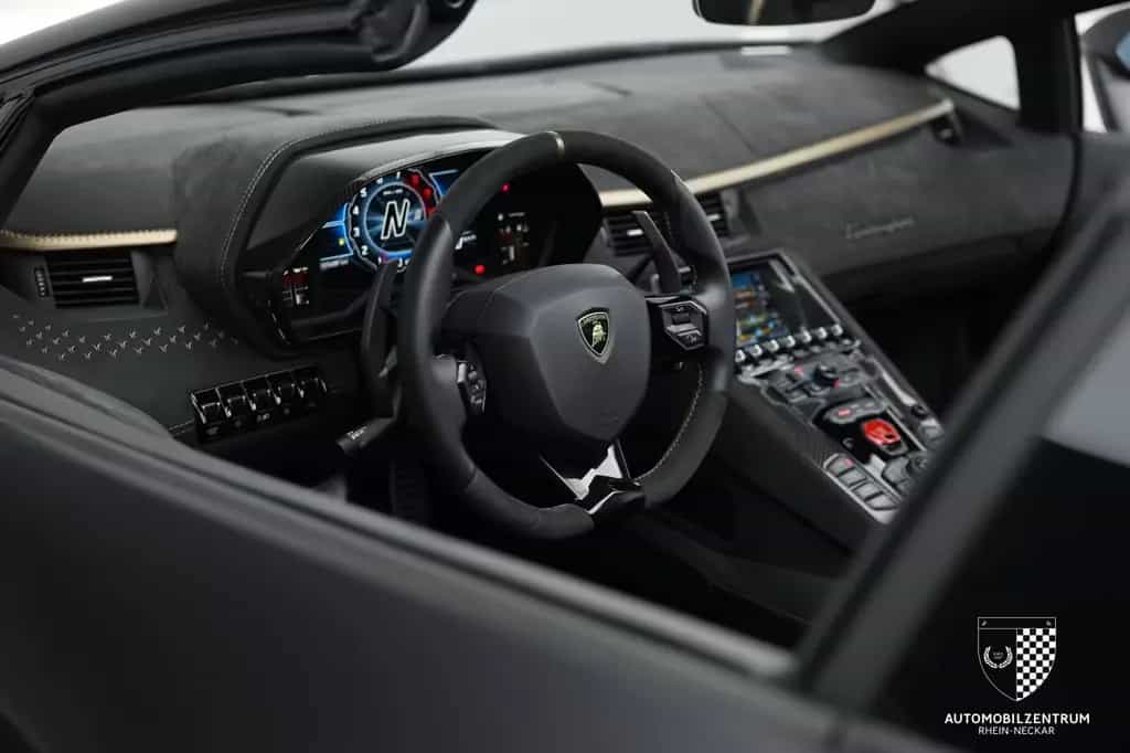 Lamborghini Aventador Ultimae Roadster 1 of 250/FullCarbon 06/2022-photo-16
