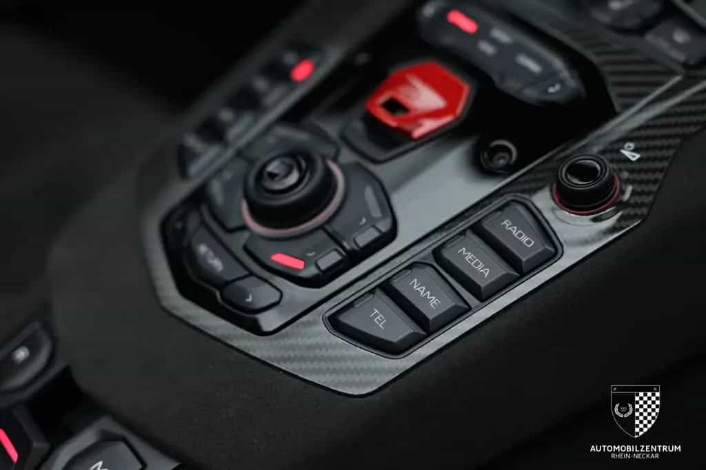 Lamborghini Aventador Ultimae Roadster 1 of 250/FullCarbon 06/2022-photo-21