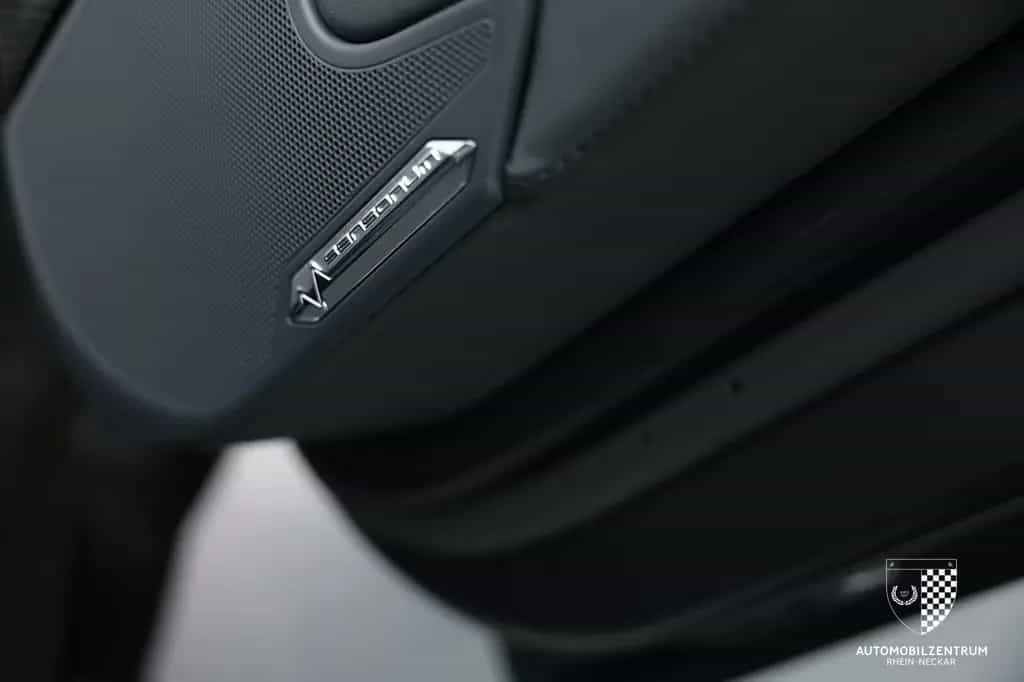 Lamborghini Aventador Ultimae Roadster 1 of 250/FullCarbon 06/2022-photo-29