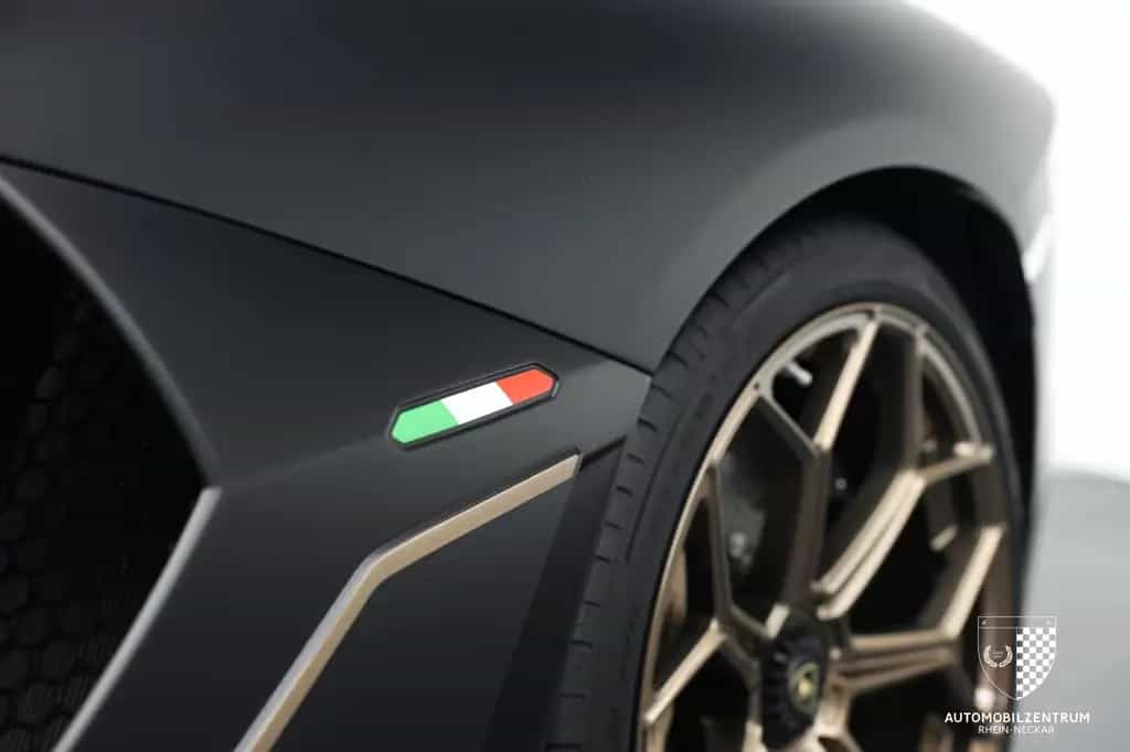 Lamborghini Aventador Ultimae Roadster 1 of 250/FullCarbon 06/2022-photo-36