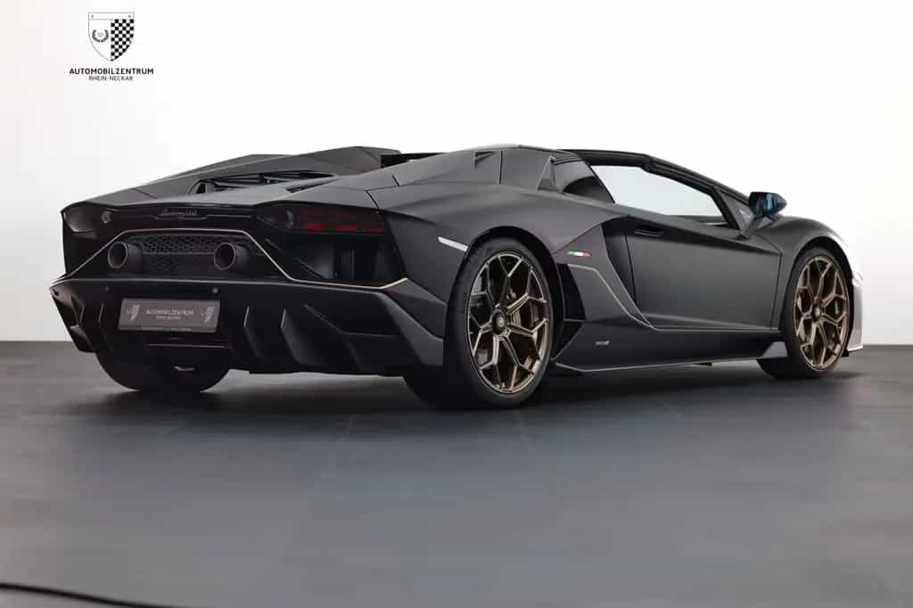 Lamborghini Aventador Ultimae Roadster 1 of 250/FullCarbon 06/2022-photo-6