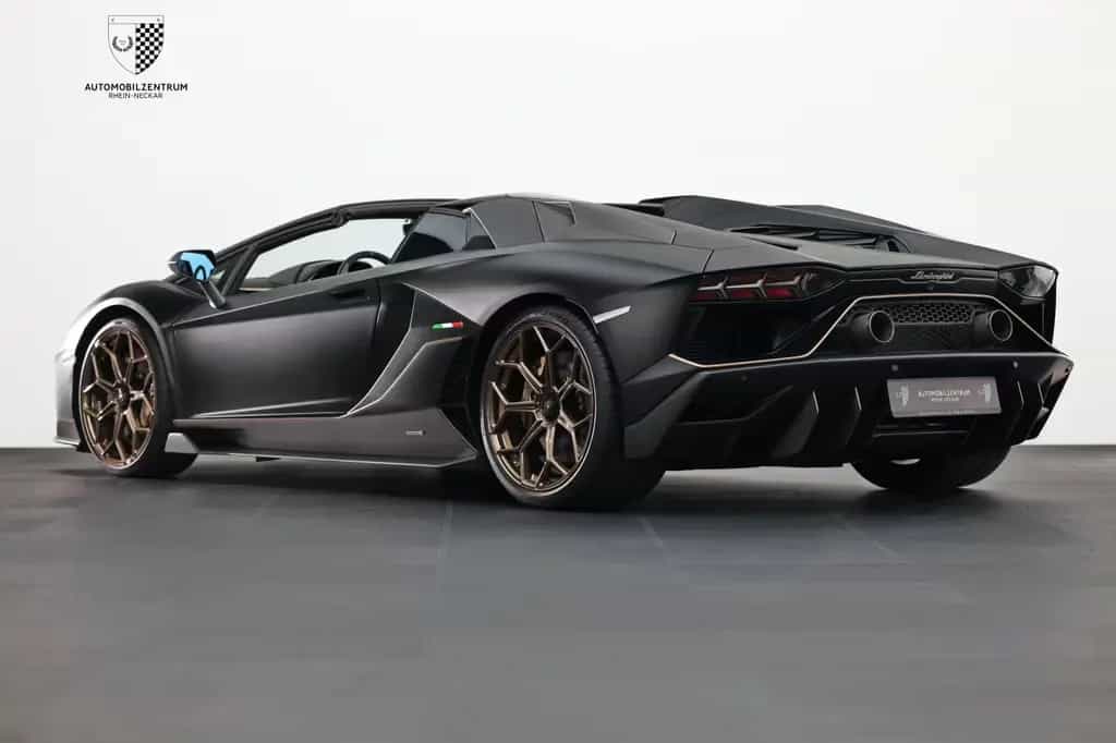 Lamborghini Aventador Ultimae Roadster 1 of 250/FullCarbon 06/2022-photo-8