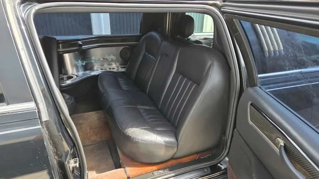 Lincoln Town Car 4.6 Stretchlimousine 8,00m TÜV 12/2026 07/2006-photo-12