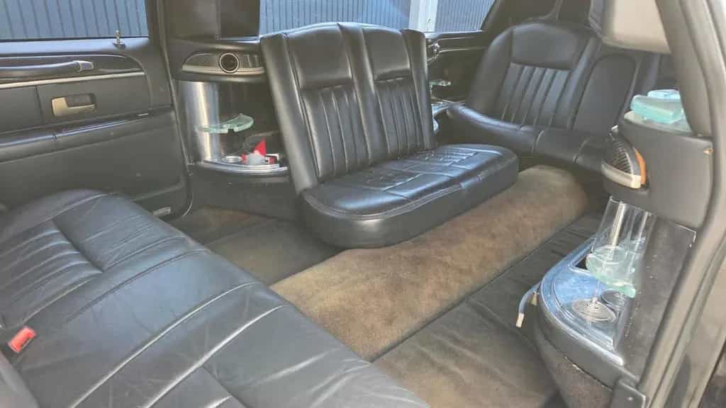 Lincoln Town Car 4.6 Stretchlimousine 8,00m TÜV 12/2026 07/2006-photo-16