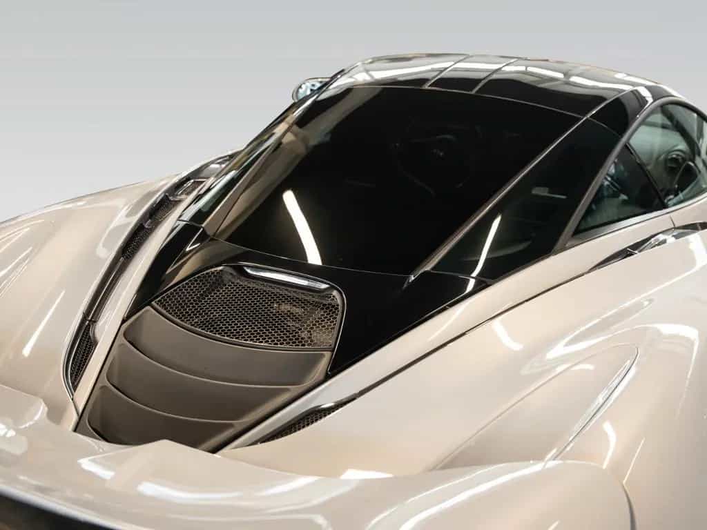 McLaren 720S Coupé | Glacier White | Memory Seats 01/2019-photo-12