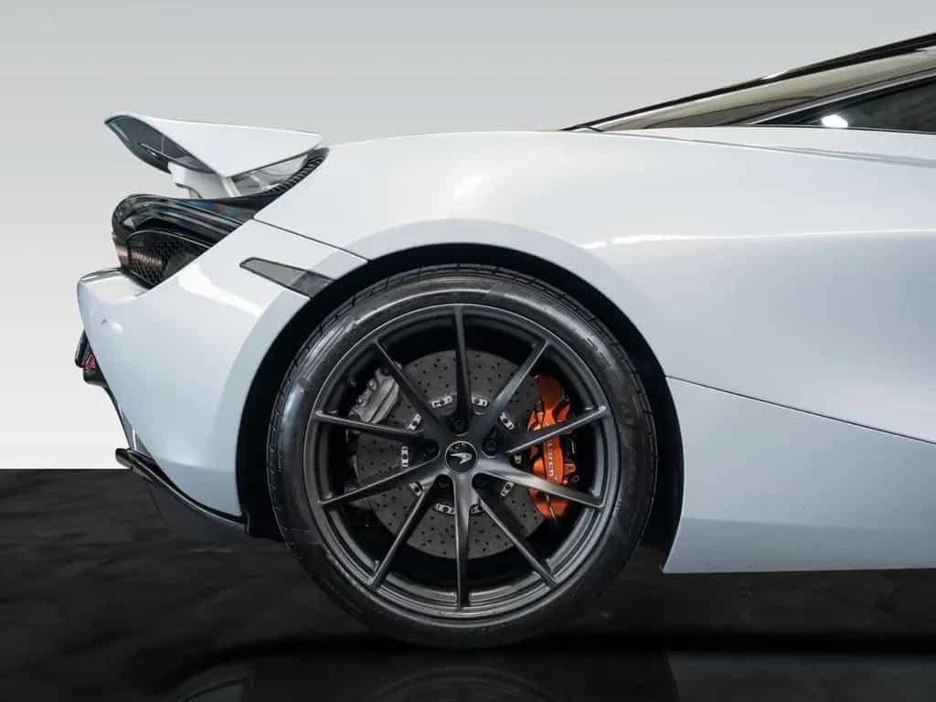 McLaren 720S Coupé | Glacier White | Memory Seats 01/2019-photo-13