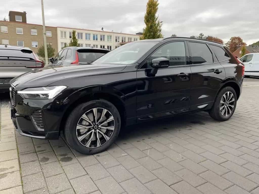 Volvo XC60 Plus Dark B4 Mild Hybrid Panorama. ACC BLIS 12/2022-photo-2