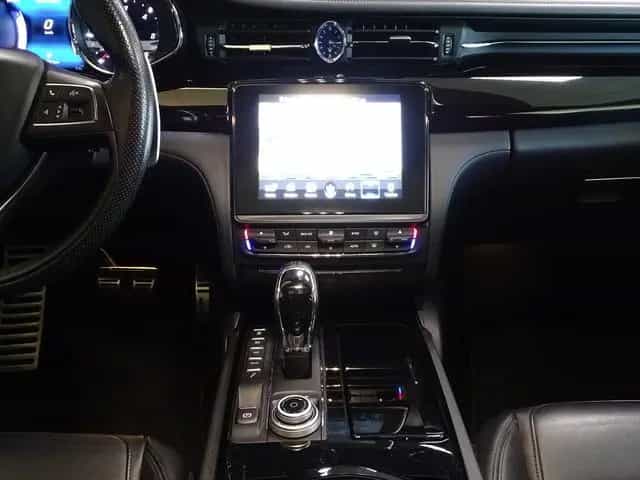 Maserati Quattroporte 3.0 V6 Facelift Navi Leder Cam1Hand 05/2018-photo-17