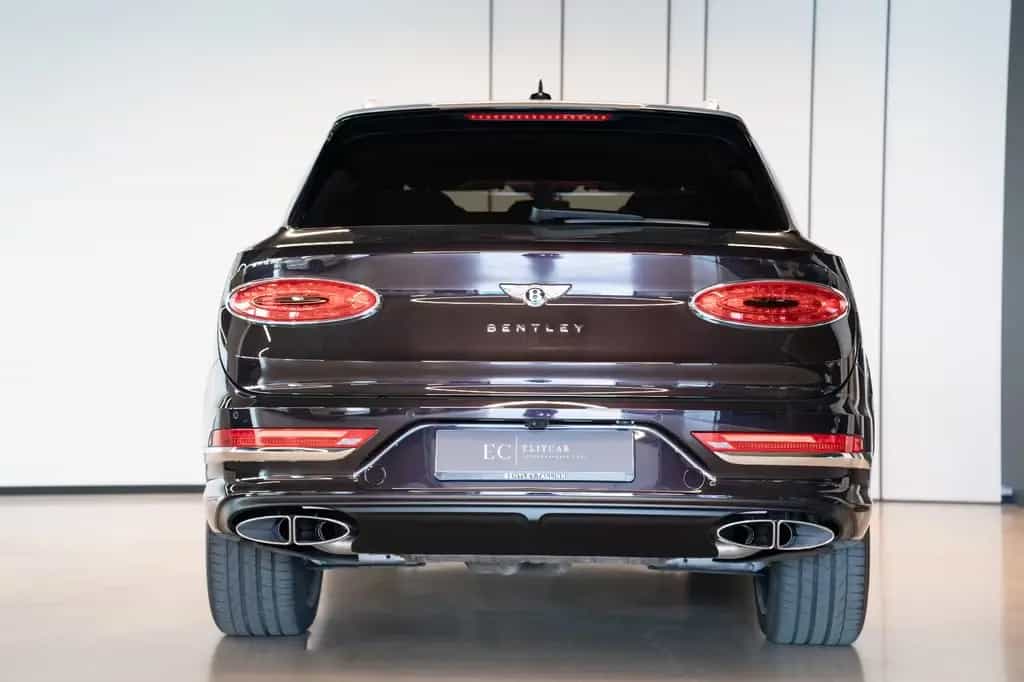 Bentley Bentayga 4.0 V8 Azure 2-Tone 03/2023-photo-2